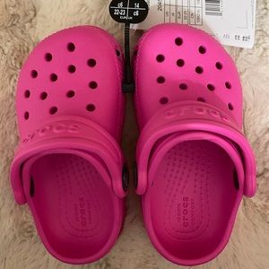 Crocs for girls in Electric Pink color